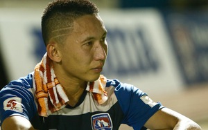 Xuân Tú chấn thương, Kaiserslautern vẫn chờ