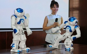 Robot có cảm xúc giống con người 'làm trợ giảng' đại học ở Việt Nam