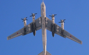 Máy bay TU-95MSM của Nga xuất kích, 'cõng' theo tên lửa X101 tấn công IS