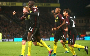 Pep Guardiola có thay đổi vì Yaya Toure?