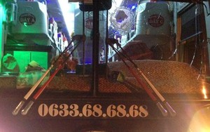 Xe khách và xe tải chạy trên Quốc lộ 20 bị ném đá, hai người bị thương