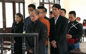 Hoãn xử vụ Minh 'sâm' vì luật sư và bị hại vắng mặt, bị cáo mắt mờ