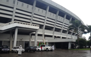 Hành trình trên đất Myanmar: Một ngày ở sân Thuwunna