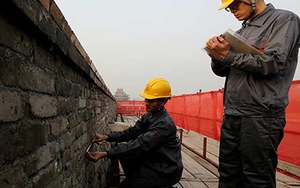 Đại tu bổ Tử Cấm Thành ở Bắc Kinh trước khi các bức tường sụp đổ