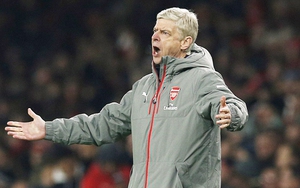 Wenger: 'Cầu thủ Arsenal quá yếu đuối và phải trả giá'