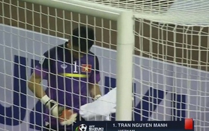 Việt Nam - Indonesia: Vì sao Nguyên Mạnh nhận thẻ đỏ?