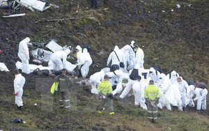 Vụ máy bay rơi ở Colombia: Đó là 'án mạng' do phi công không tuân thủ quy định bay