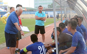 HLV vô địch Champions League đưa FLC Thanh Hóa vào chung kết