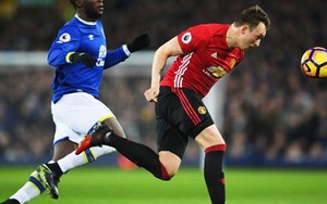 Vì sao Phil Jones có thể làm đảo lộn kế hoạch lớn của Mourinho?