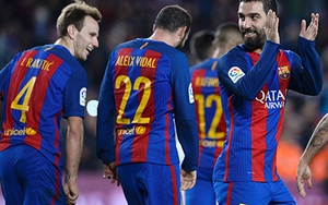 Arda Turan đang 'biến hình' ở Camp Nou