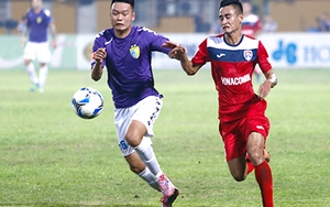 16h00 ngày 29/12, CLB Hà Nội - Than Quảng Ninh: Sân đấu chỉ có 2 người