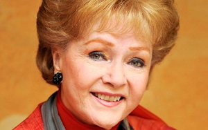 Huyền thoại điện ảnh Debbie Reynolds qua đời 1 ngày sau con gái