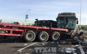 3 ô tô đâm liên hoàn trên cao tốc, 5 người bị thương nặng