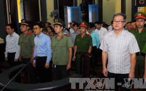 Thủ tướng Chính phủ yêu cầu đẩy nhanh tiến độ điều tra các vụ án tham nhũng