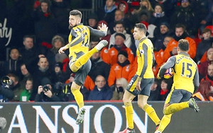 Olivier Giroud thật đáng thương khi bị chửi rủa vì ăn mừng