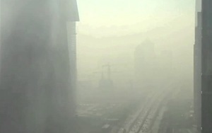 Người dân Bắc Kinh vô cùng lo ngại vì nạn ô nhiễm do khói mù