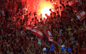 CĐV đốt pháo sáng, CLB Hải Phòng bị phạt 20 triệu đồng