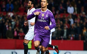 Ronaldo gây tranh cãi khi thoát án phạt vì hành động xấu với đối thủ