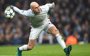 Man City: May mà Pep còn có Caballero