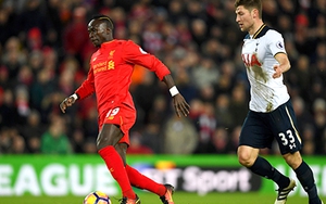 Mane tỏa sáng, Liverpool vẫn chưa hết lo