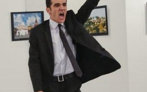 Ảnh giải nhất World Press Photo ghi lại 'sự thù hận trong thời đại của chúng ta'