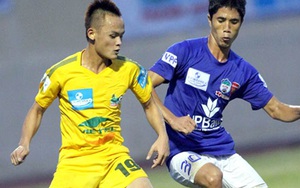 Tiền vệ FLC Thanh Hóa bị treo giò 2 trận vì vào bóng nguy hiểm