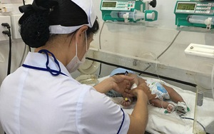 Xác minh thông tin trẻ sơ sinh nguy kịch do bà đỡ cắt rốn bằng dao lam