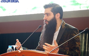 VIDEO: Khoảnh khắc đạo diễn 'Kong' nhận quyết định làm Đại sứ Du lịch