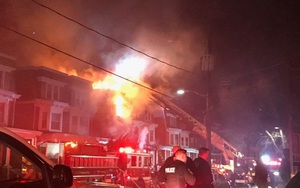 Xe cân bằng bất ngờ bốc cháy khi sạc điện, bé 3 tuổi chết thảm