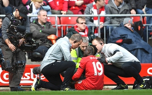 Mất Mane ở thời điểm này, Liverpool rất dễ sụp đổ