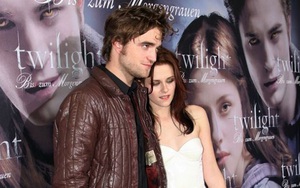 Kristen Stewart và Robert Pattinson có thể 'tái hợp' trong 'Chạng vạng' phiên bản mới