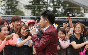 Noo Phước Thịnh 'hết mình' trước giờ đi Malaysia biểu diễn cùng 'trò cưng'