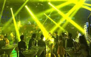 Đột kích quán bar V18, phát hiện nhiều đối tượng dương tính với ma túy