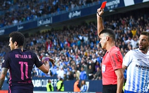 Neymar ném Barcelona vào bụi hồng đầy gai