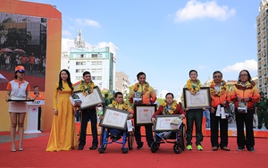 Trao thưởng VĐV, HLV tiêu biểu năm 2016 tại phía Nam