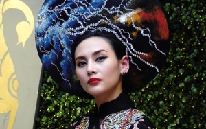 Võ Hoàng Yến đào tạo kỹ năng catwalk cho Hoa hậu Hữu nghị ASEAN 2017