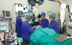 Chuyện cô gái 24 tuổi có cả bộ phận sinh dục nam và nữ