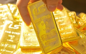 Giá vàng tăng mạnh, tiến sát mốc 37 triệu đồng/lượng