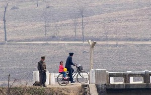 CHÙM ẢNH: Nhịp sống 'thanh bình' ở Triều Tiên trước bờ vực chiến tranh