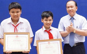 2 học sinh dũng cảm bắt trộm được Bộ trưởng tặng bằng khen