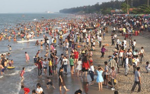 Cửa Lò dịp nghỉ lễ: Lượng khách rất đông nhưng giá cả không tăng đột biến