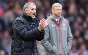 Vì Europa League, Mourinho sẵn sàng 'chấp' Wenger