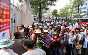 Vé trận U20 Việt Nam-U20 Argentina sốt vì phe vé tung hoành