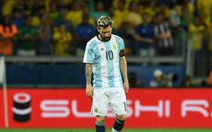 SỐC! Messi bị so sánh với tội phạm chiến tranh vì được FIFA xóa án phạt