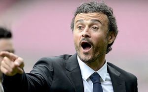Với Luis Enrique, mỗi ngày là một cuộc chiến cùng Barca