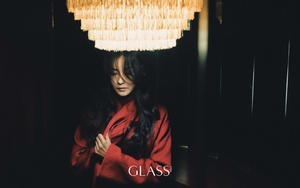 Trương Bá Chi đẹp ma mị trên bìa tạp chí GLASS tháng 11