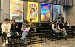 Khán giả hào hứng với những bộ phim được trình chiếu tại LHP Quốc tế Hà Nội