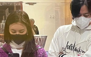 Vợ chồng Jang Dong Gun khoe khoảnh khắc hẹn hò ngọt ngào như những cặp đôi mới yêu