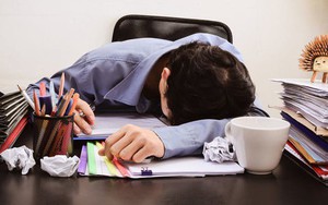 Cơ thể con người sẽ biến đổi như thế nào khi làm việc quá 40 tiếng một tuần?