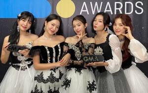 Người hâm mộ Red Velvet chỉ trích SM Entertainment thiếu trách nhiệm, ‘tự hại gà nhà’